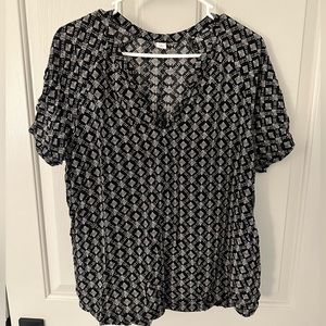 Old Navy Black & White Blouse